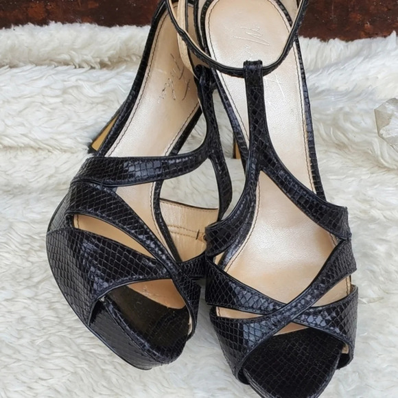 Marc Fisher faux snake stiletto sandals 8.5 - Picture 3 of 13